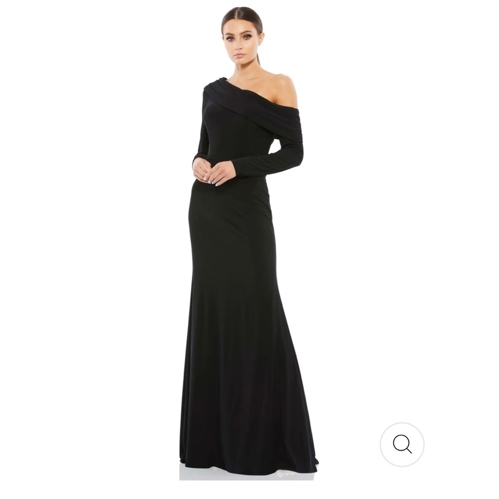 MAC DUGGAL GOWN